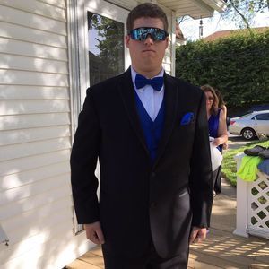 Meet your Posher, Kenneth